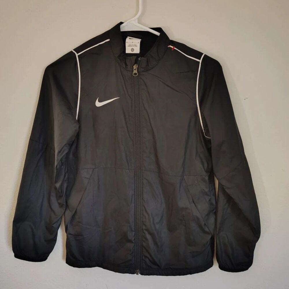Nike Youth Black Windbreaker Size M